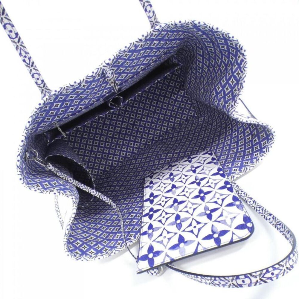 Louis Vuitton Neverfull Gm White Canvas Handbag (Pre-Owned) - Picture 7 of 8